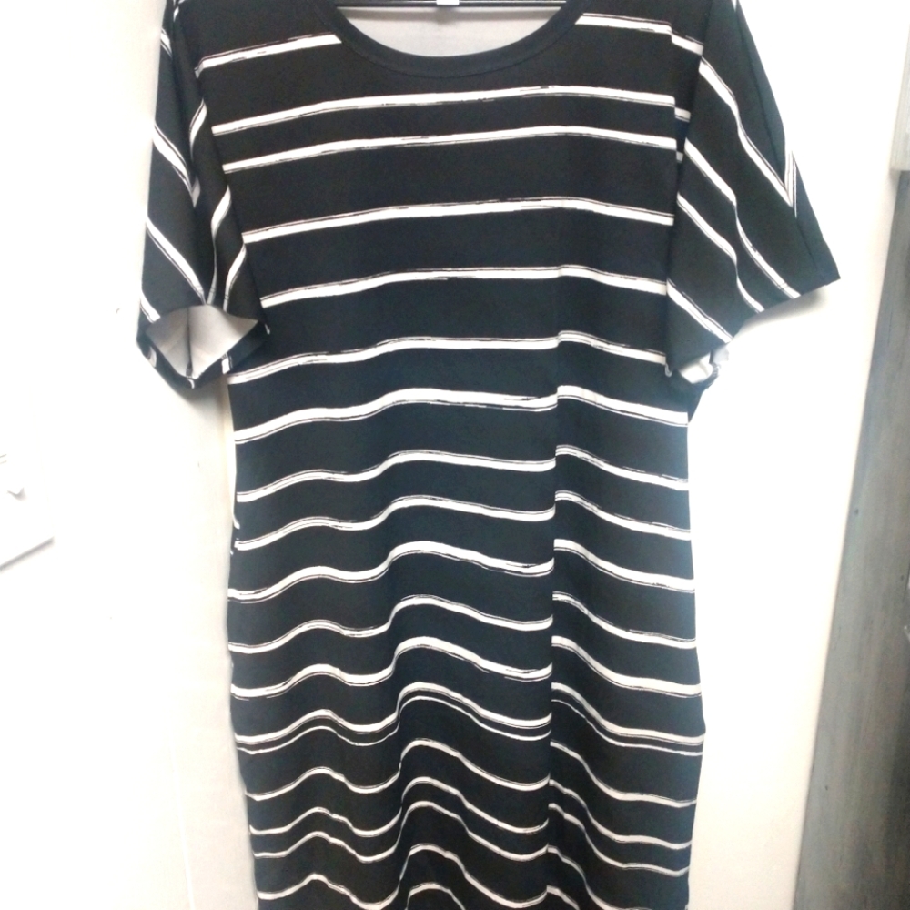 2X Black and White Marly Dress